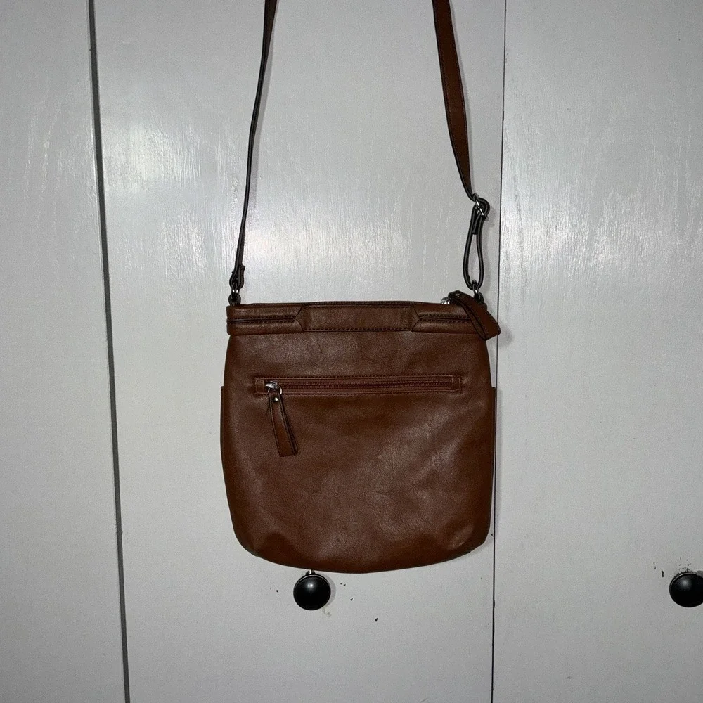 Relic Soft Leather Brown Crossbody With Multi-pockets 10